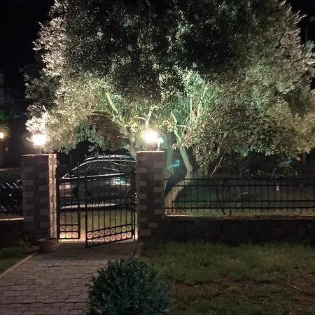 Thea Thalassa Villa Vurvurú